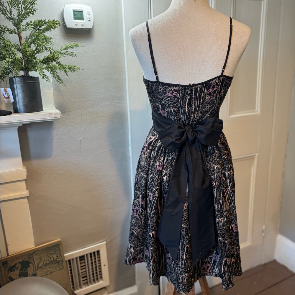 Thomas Wylde rare dress! NWOT - excellent condition! Size 6 - Picture 4 of 8